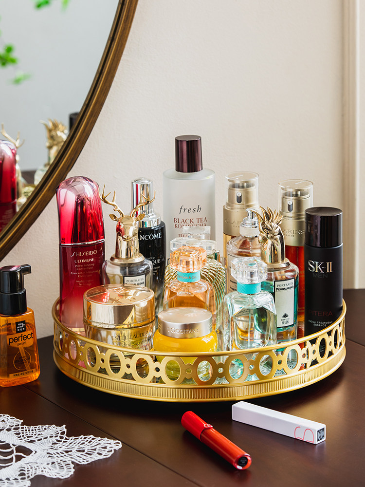 Bandeja de Luxo Leve em Latão  - High Luxury Skincare avaliação e preço